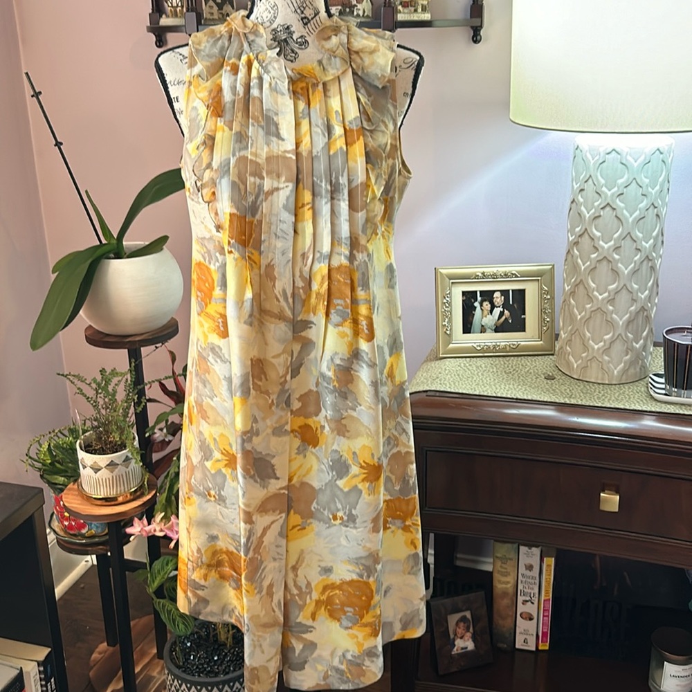 Size 4, Rebecca Taylor, hundred percent silk, pleated gold and yellow dress